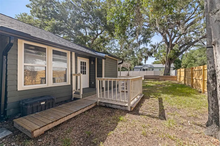 1225 22nd Avenue S, Saint Petersburg, FL 33705 - Image #3