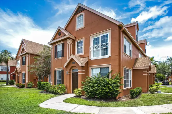 10520 White Lake Court #10520, TAMPA, FL 33626