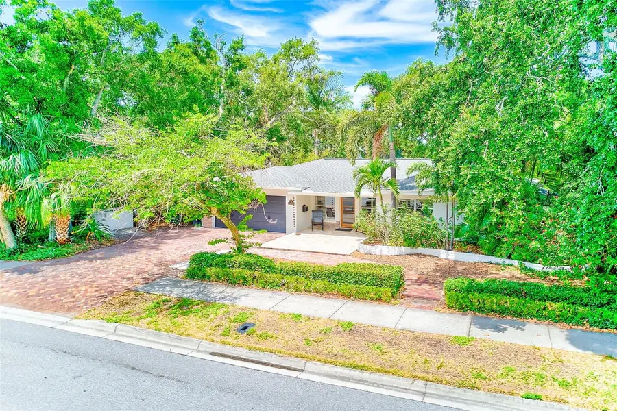 1578 Druid Road S, Belleair, FL 33756 - Image #2