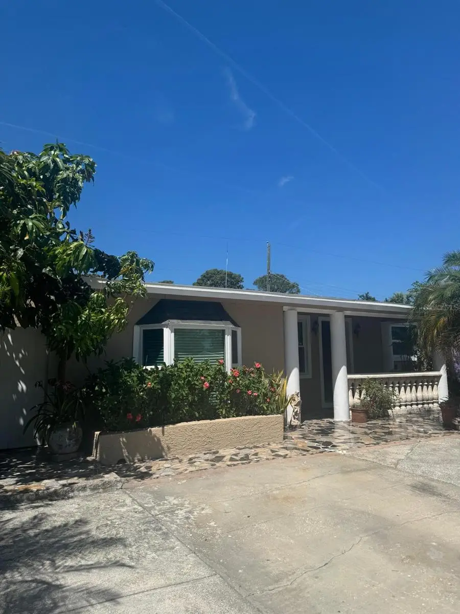 5106 Gateway Drive, Tampa, FL 33615 - Image #3