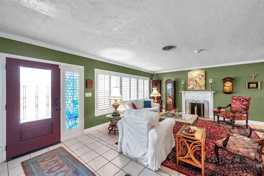 3898 49th Avenue S, Saint Petersburg, FL 33711 - Image #2