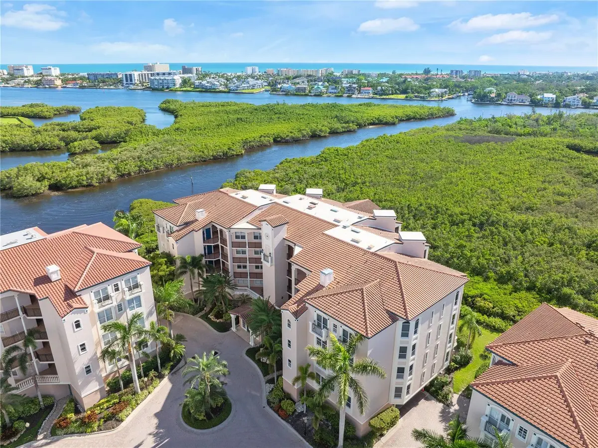 5430 Eagles Point Circle #202, Sarasota, FL 34231 - Image #1