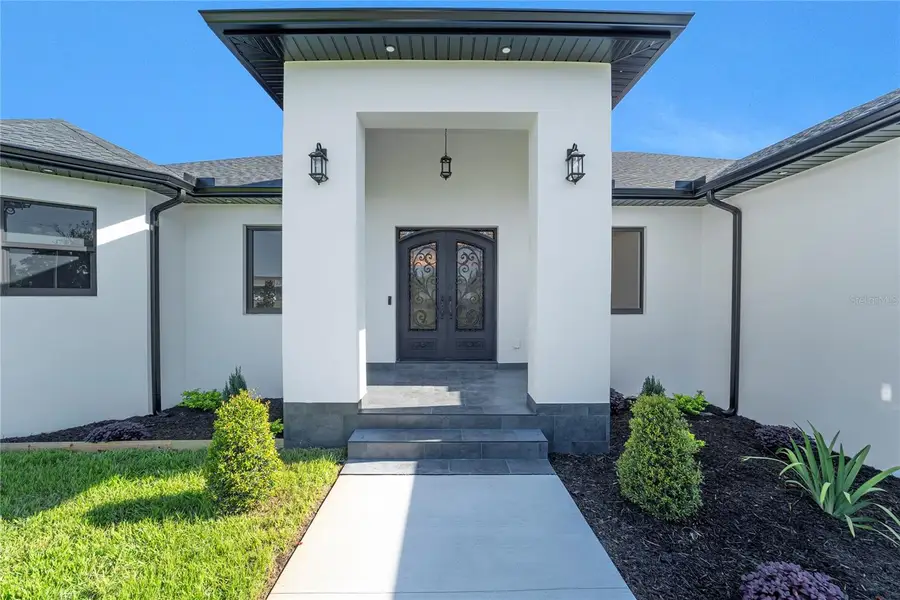 14080 Sydney Road, Dover, FL 33527 - Image #2