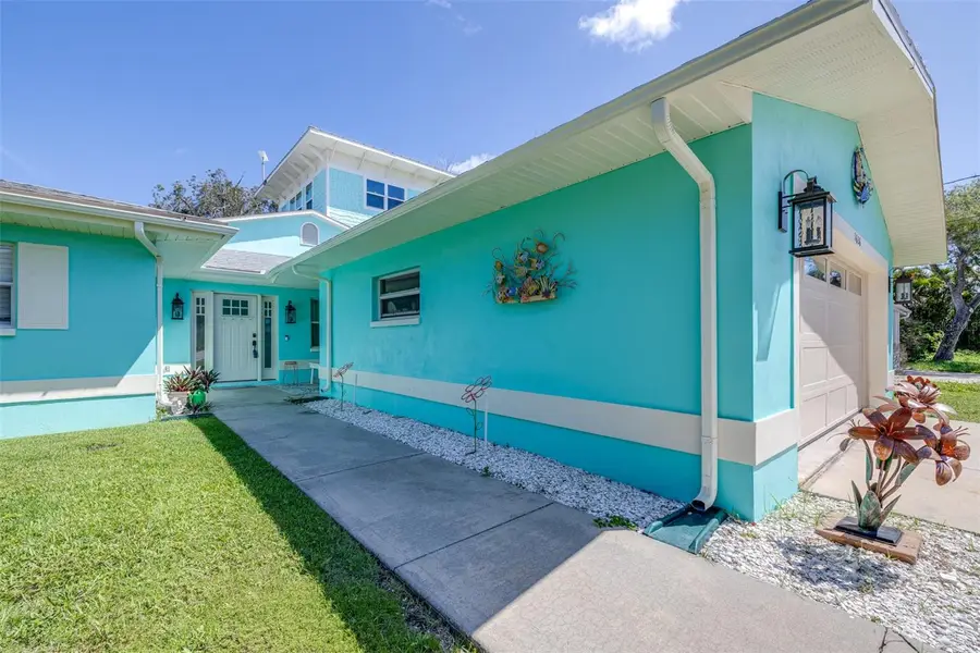 1626 Sea Breeze Drive, Tarpon Springs, FL 34689 - Image #2