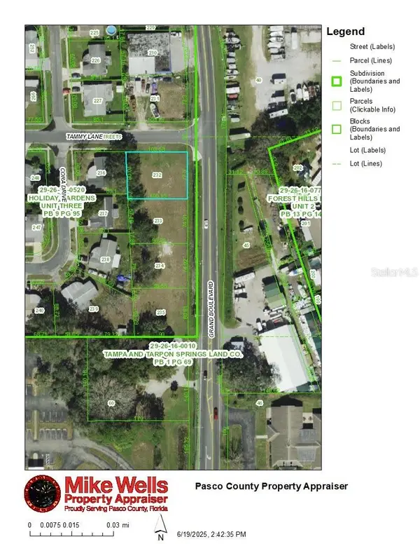 2187 Grand Boulevard, HOLIDAY, FL 34690