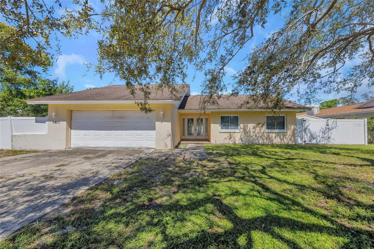 9455 Laura Anne Drive, Seminole, FL 33776 - Image #1