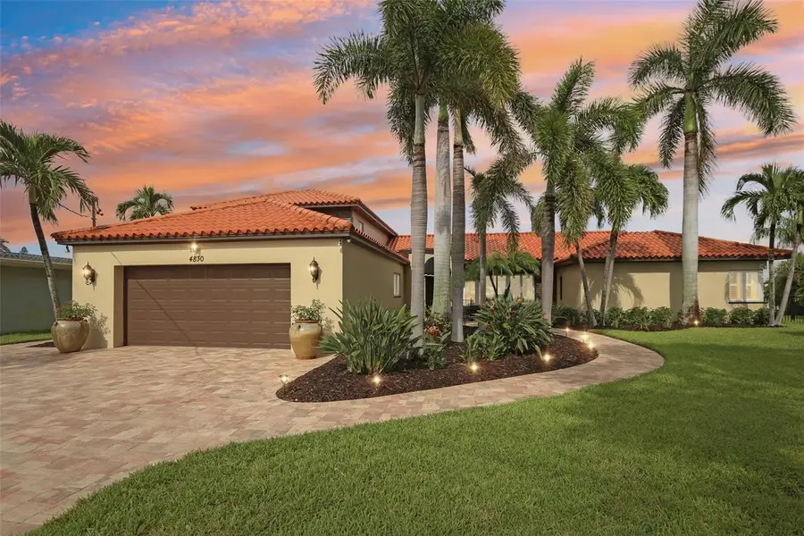 4830 Paradise Way S, Saint Petersburg, FL 33705 - Image #2