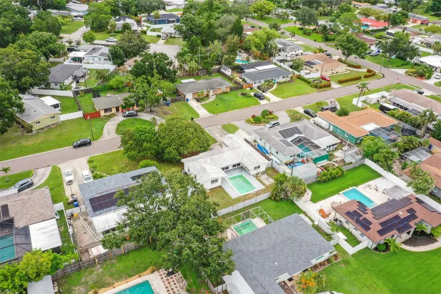 1848 68th Avenue N, Saint Petersburg, FL 33702 - Image #2