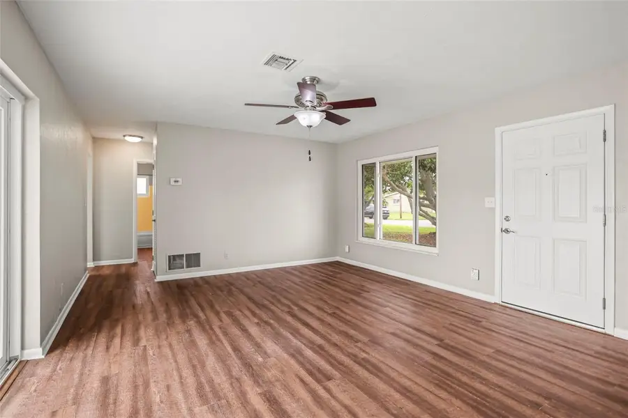 1848 68th Avenue N, Saint Petersburg, FL 33702 - Image #3