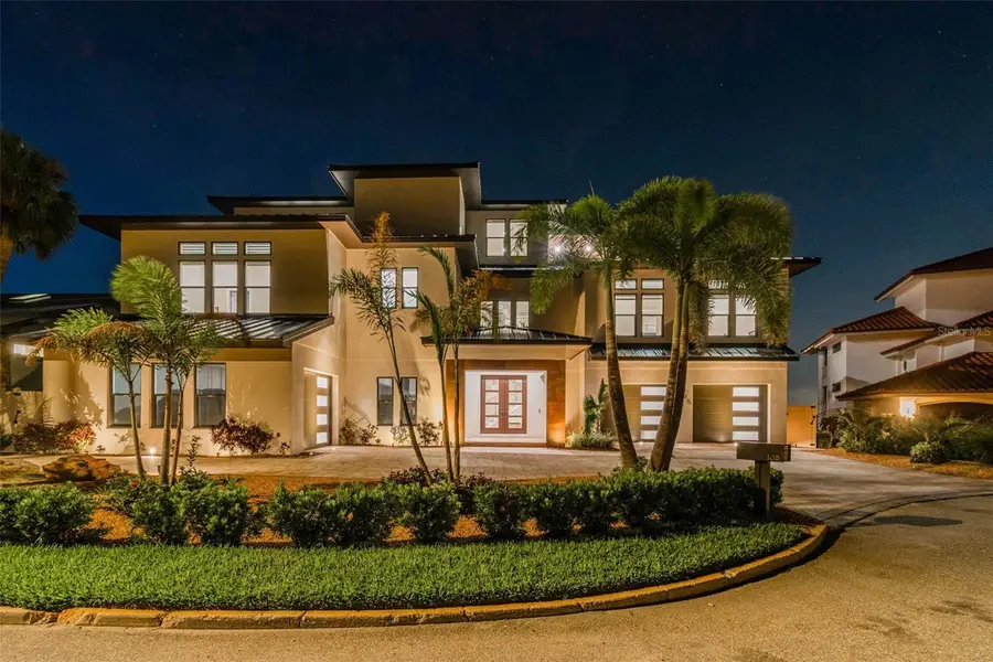 105 9th Street E, Tierra Verde, FL 33715 - Image #2