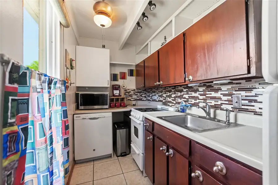 523 Club Circle, Lake Wales, FL 33898 - Image #2