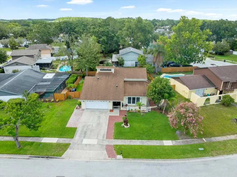 15711 Springmoss Lane, Tampa, FL 33624 - Image #2