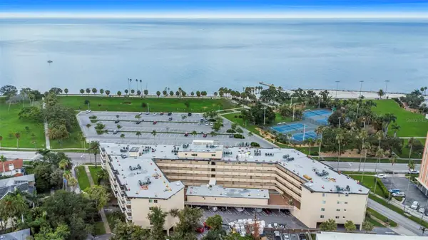 1200 N Shore Drive Ne #205, ST PETERSBURG, FL 33701