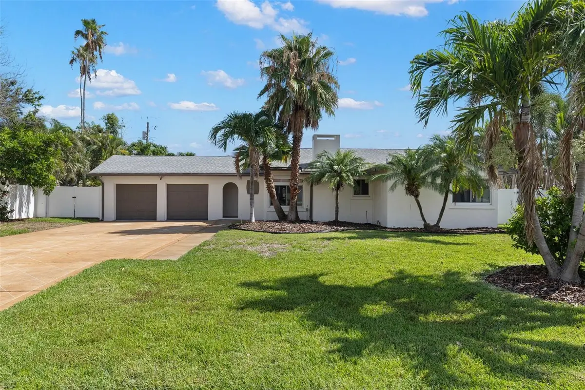 109 13th Street, Belleair Beach, FL 33786 - Image #1