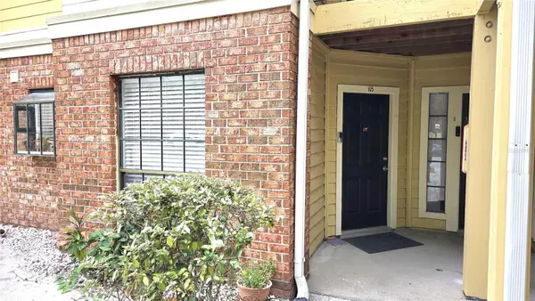 8630 Mallard Reserve Drive #105, TAMPA, FL 33614