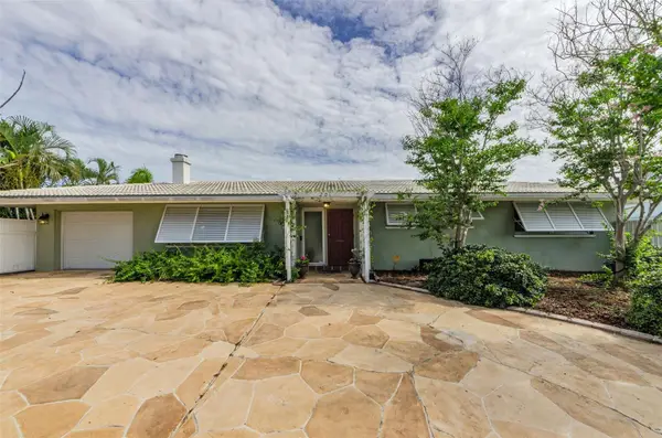 201 78th Avenue N, ST PETERSBURG, FL 33702