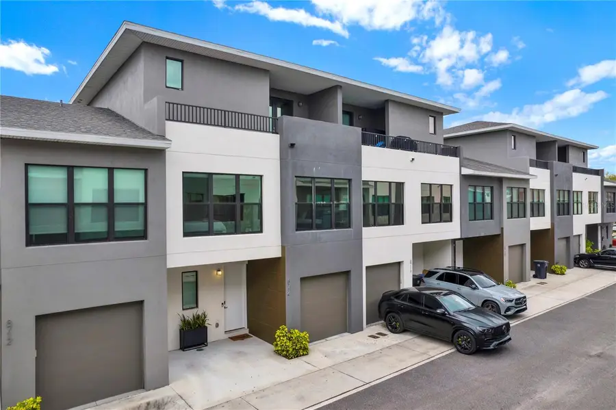 8714 Palm Ranches Place, Tampa, FL 33614 - Image #2