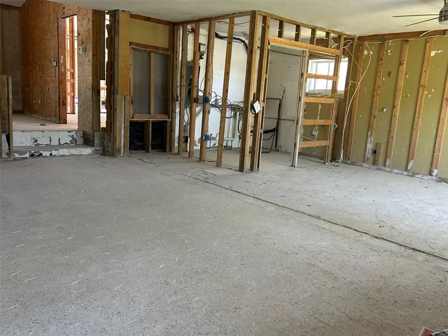 3811 Huntington Street Ne, Saint Petersburg, FL 33703 - Image #3