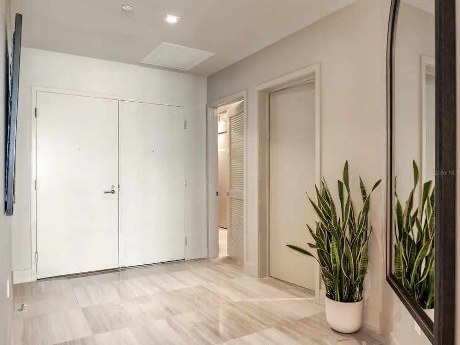 2912 W Santiago Street #803, Tampa, FL 33629 - Image #2