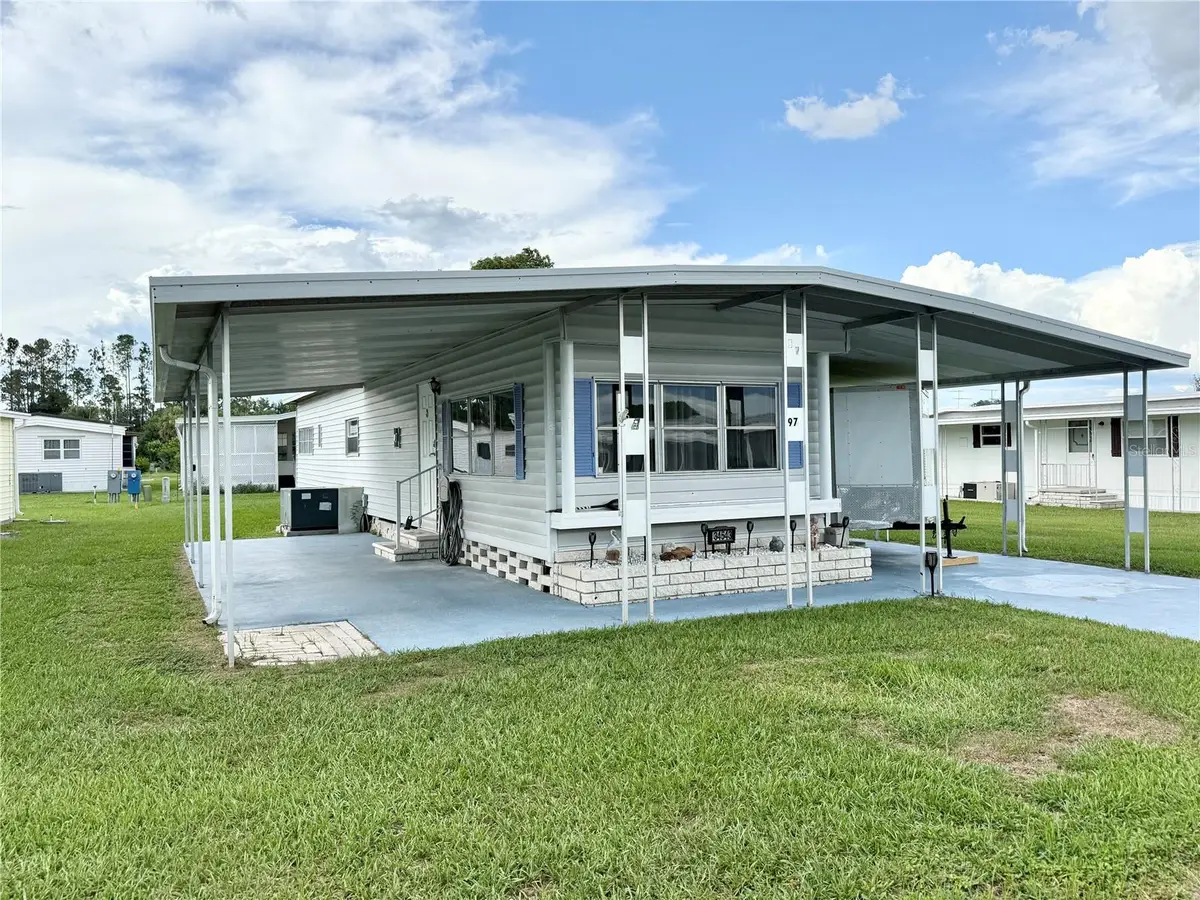 34543 Sweetpea Ln, Zephyrhills, FL 33541 - Image #1