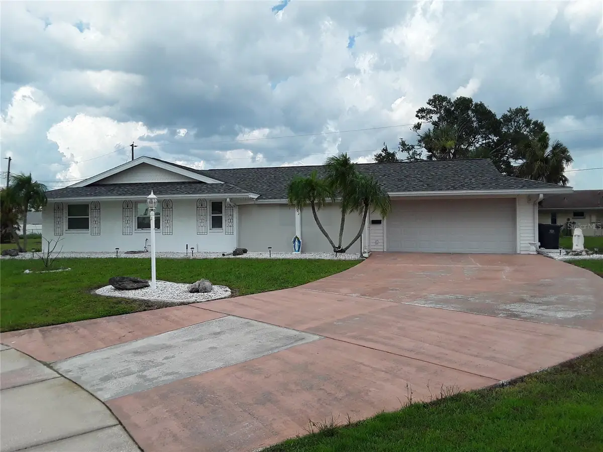 702 Cypress Place, Sun City Center, FL 33573 - Image #1