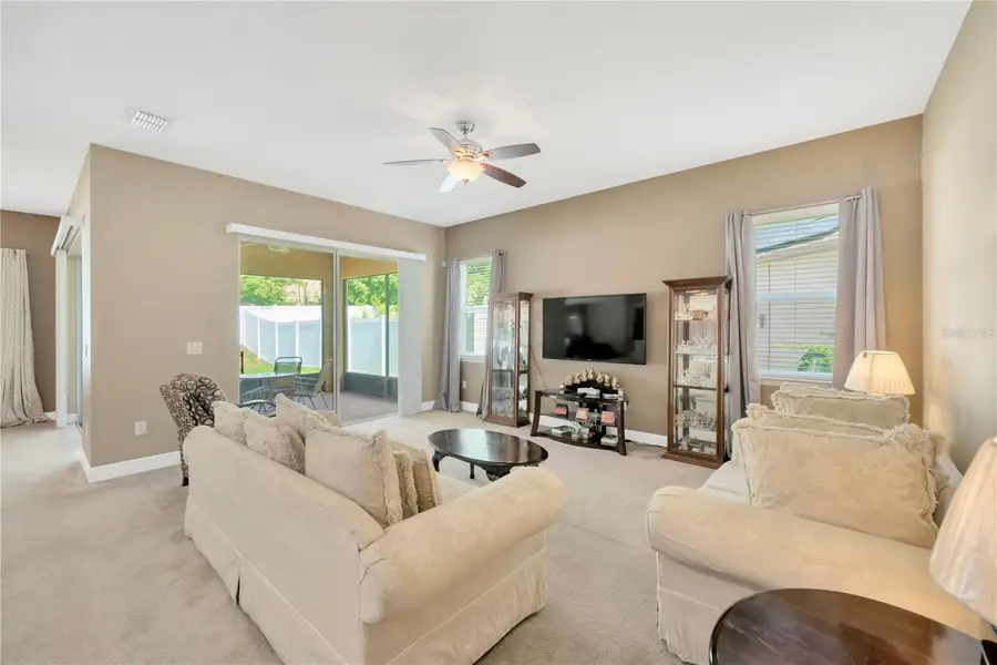 320 Roxbury Crossing Court, Valrico, FL 33594 - Image #3