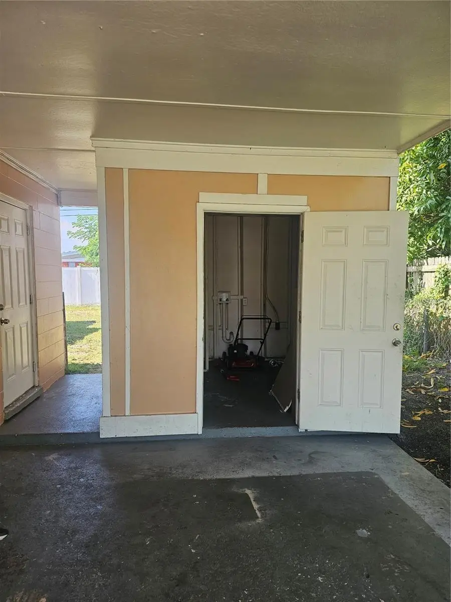 4510 W Clifton Street, Tampa, FL 33614 - Image #3