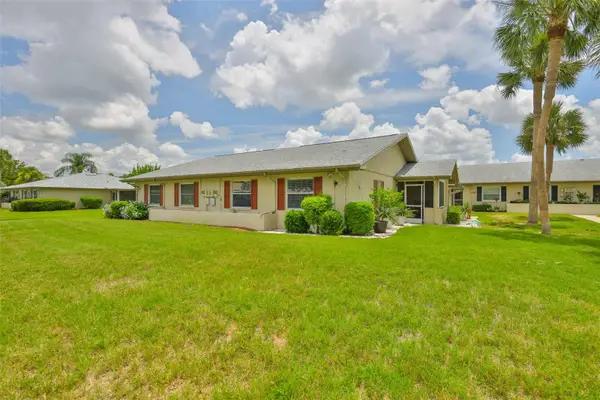 1905 Canterbury Lane #17, SUN CITY CENTER, FL 33573