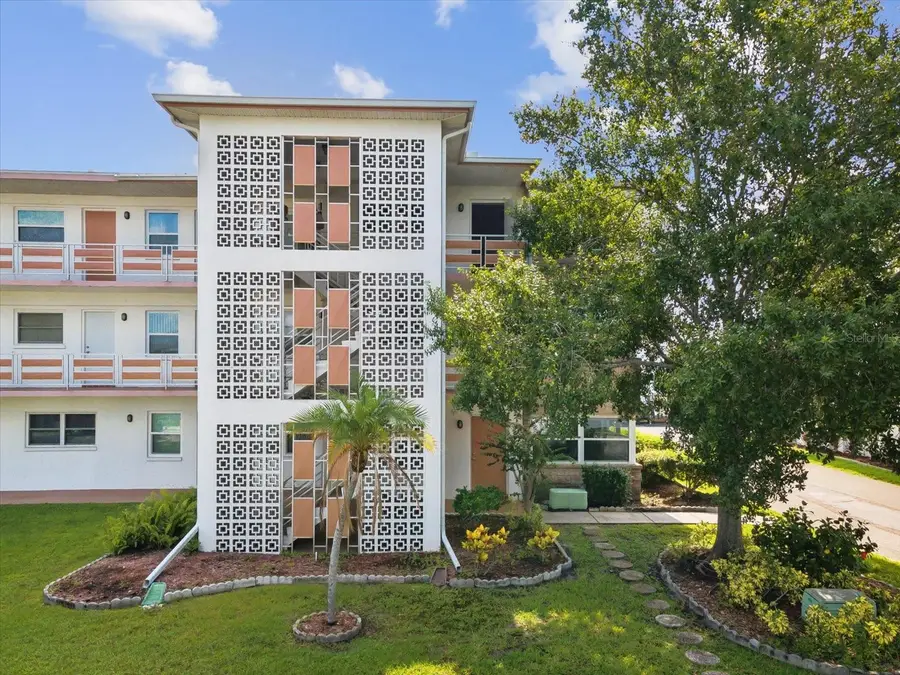 6015 19th Street N #117, Saint Petersburg, FL 33714 - Image #2