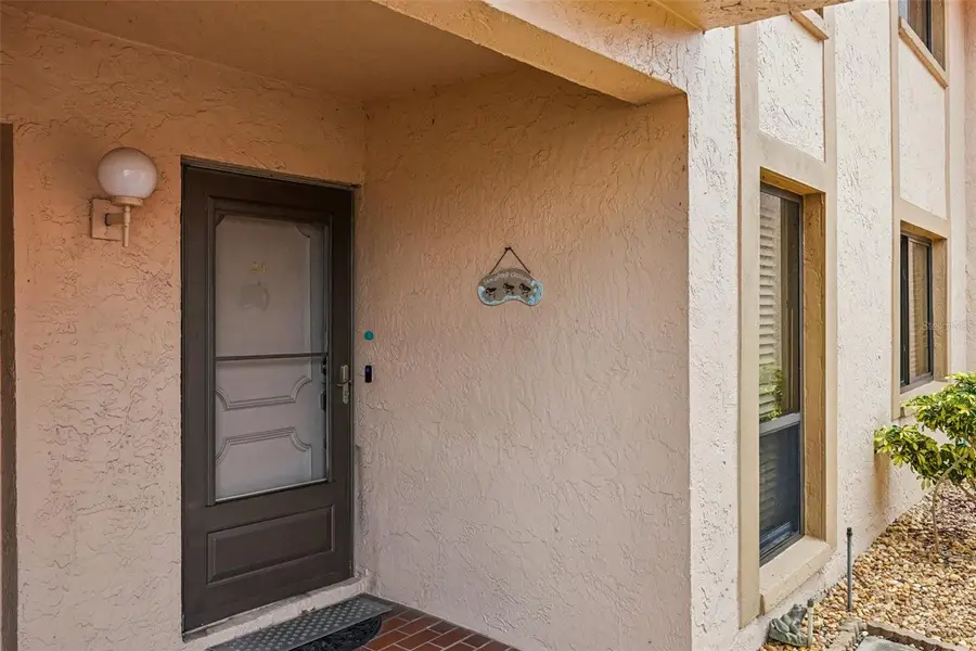 4750 Brittany Drive S #24, Saint Petersburg, FL 33715 - Image #2