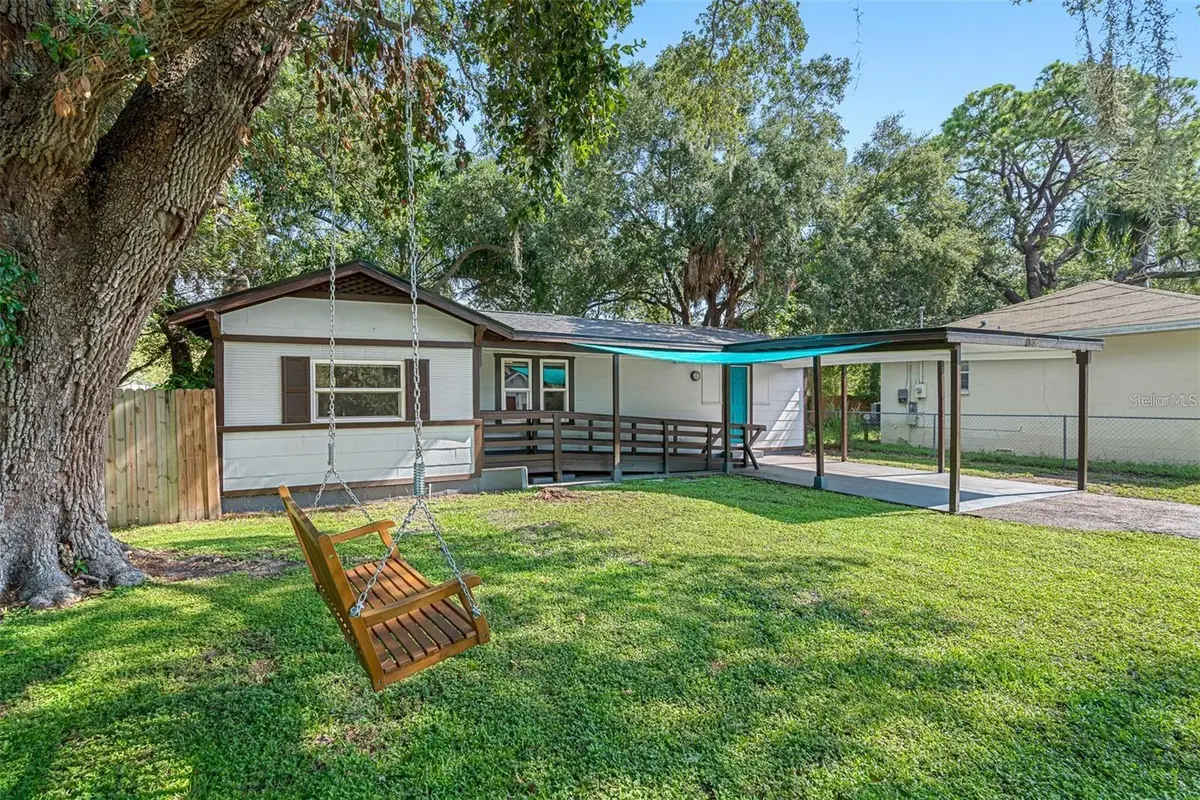 835 35th Avenue S, Saint Petersburg, FL 33705 - Image #1