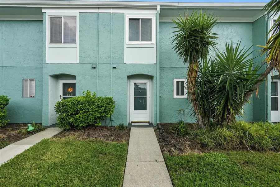 143 114th Avenue N #143, Saint Petersburg, FL 33716 - Image #2