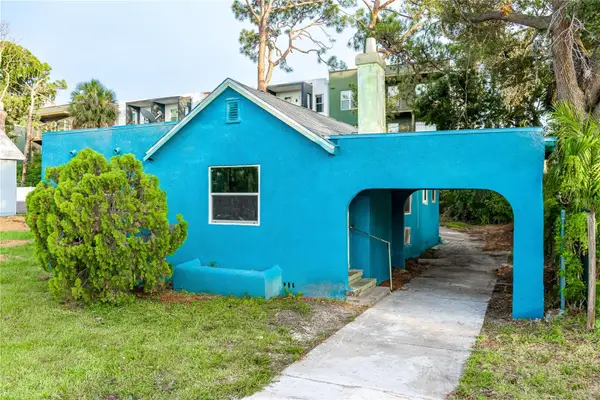 762 30th Avenue, ST PETERSBURG, FL 33705