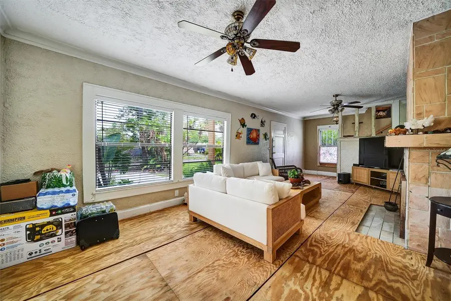 3919 Huntington Street Ne, Saint Petersburg, FL 33703 - Image #3