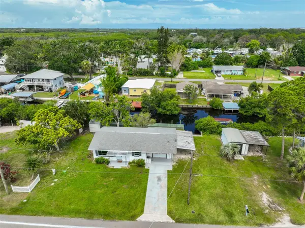 106 W North Branch Road, RUSKIN, FL 33570