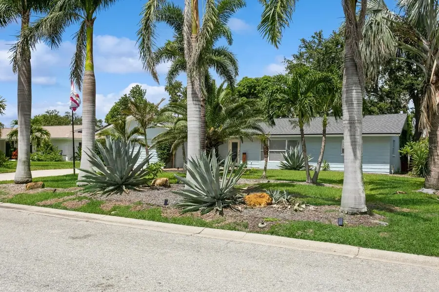 1304 63rd Street Nw, Bradenton, FL 34209 - Image #3