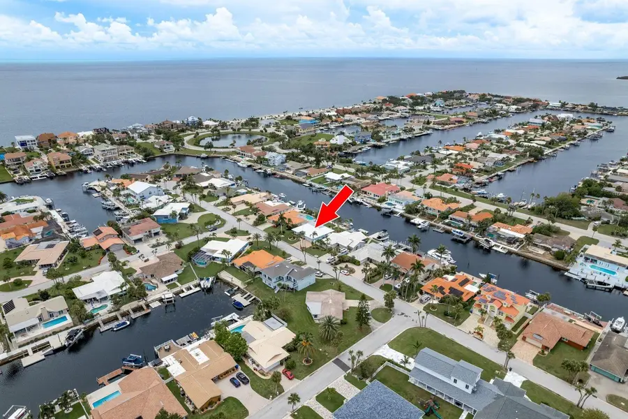 3301 Seaway Drive, New Port Richey, FL 34652 - Image #2