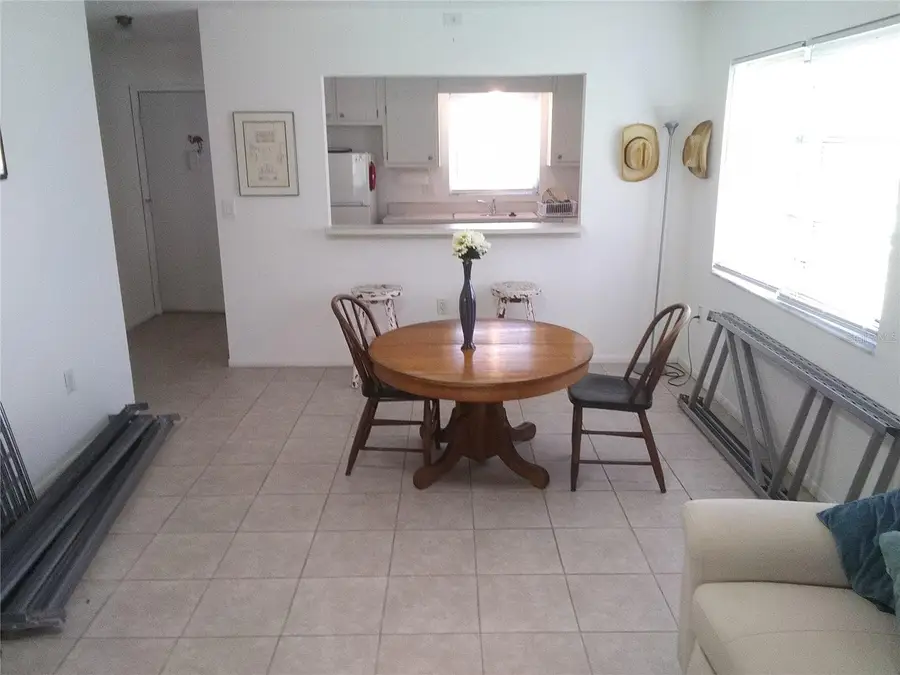 390 301 Boulevard W #8D, Bradenton, FL 34205 - Image #3