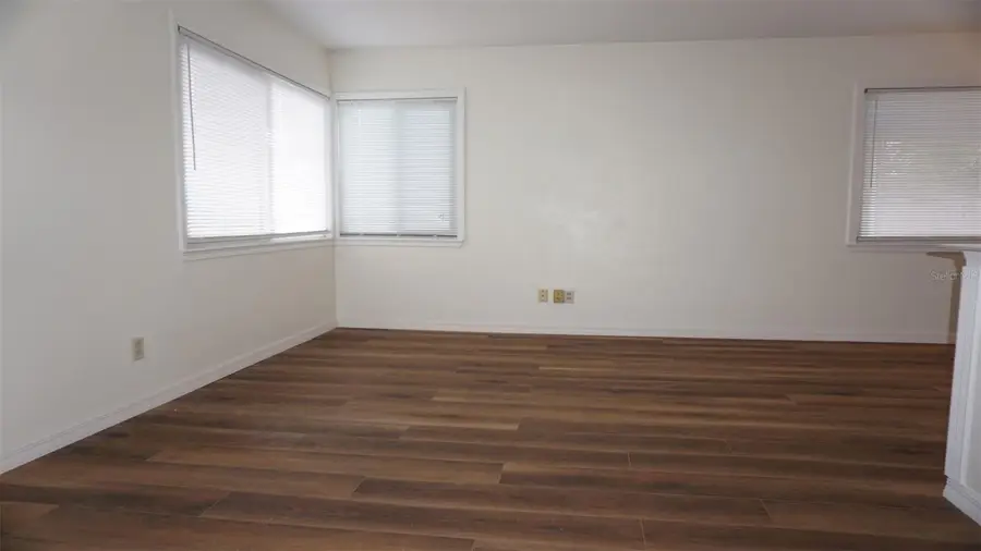 717 75th Street N, Saint Petersburg, FL 33710 - Image #2