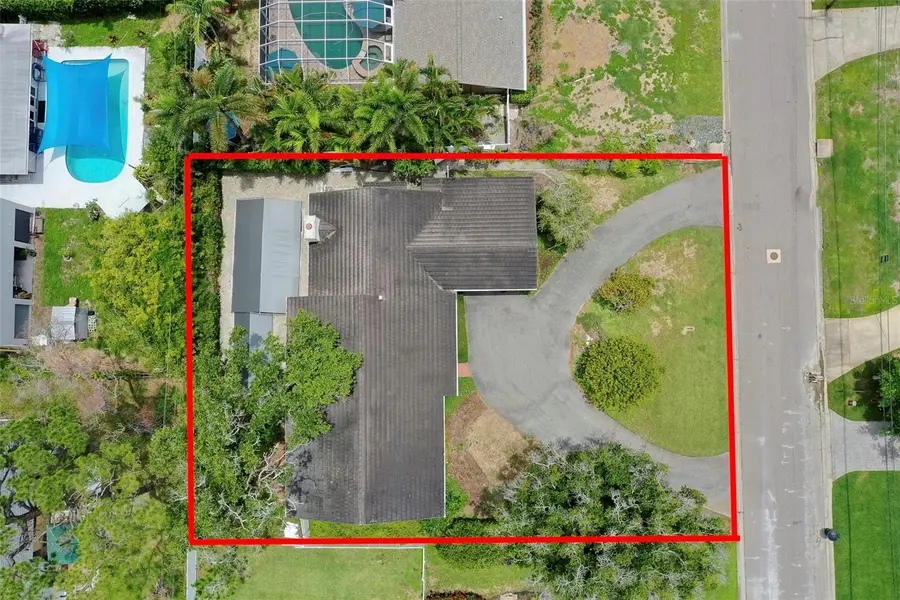 3275 Walnut Street Ne, Saint Petersburg, FL 33704 - Image #2