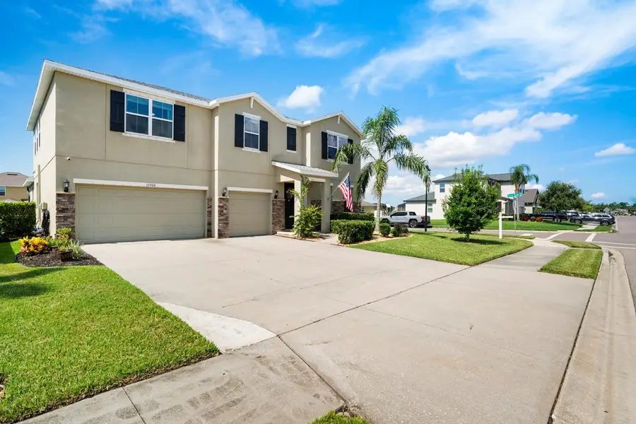 15206 Trinity Fall Way, Bradenton, FL 34212 - Image #3