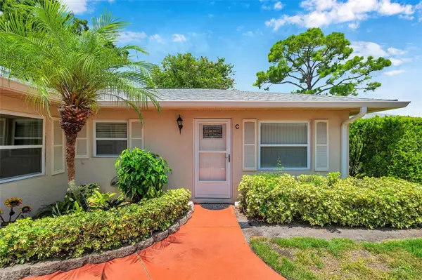 2182 Corinne Court S #C, ST PETERSBURG, FL 33712