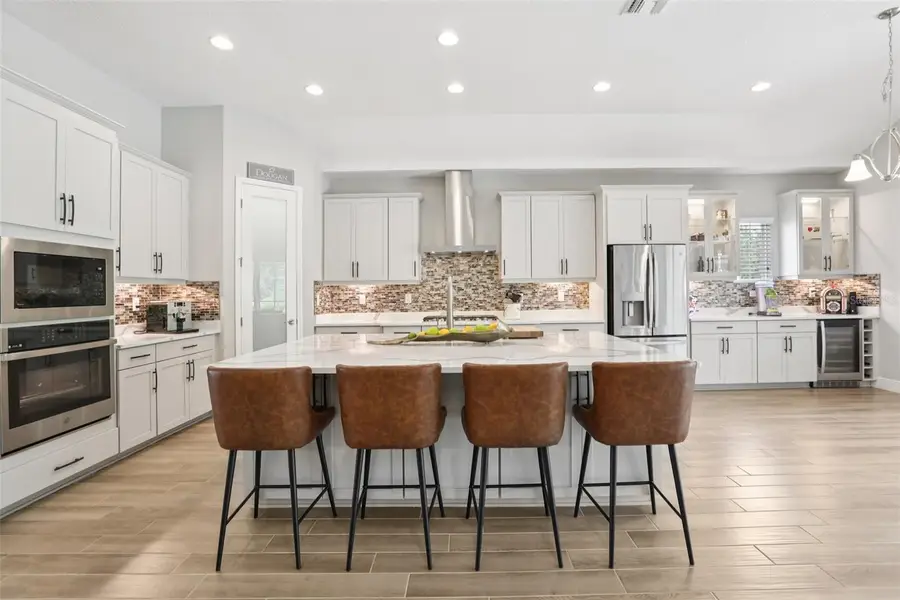 5426 Wayfarer Avenue, Apollo Beach, FL 33572 - Image #3