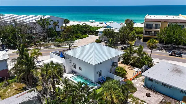 5613 Gulf Drive, HOLMES BEACH, FL 34217