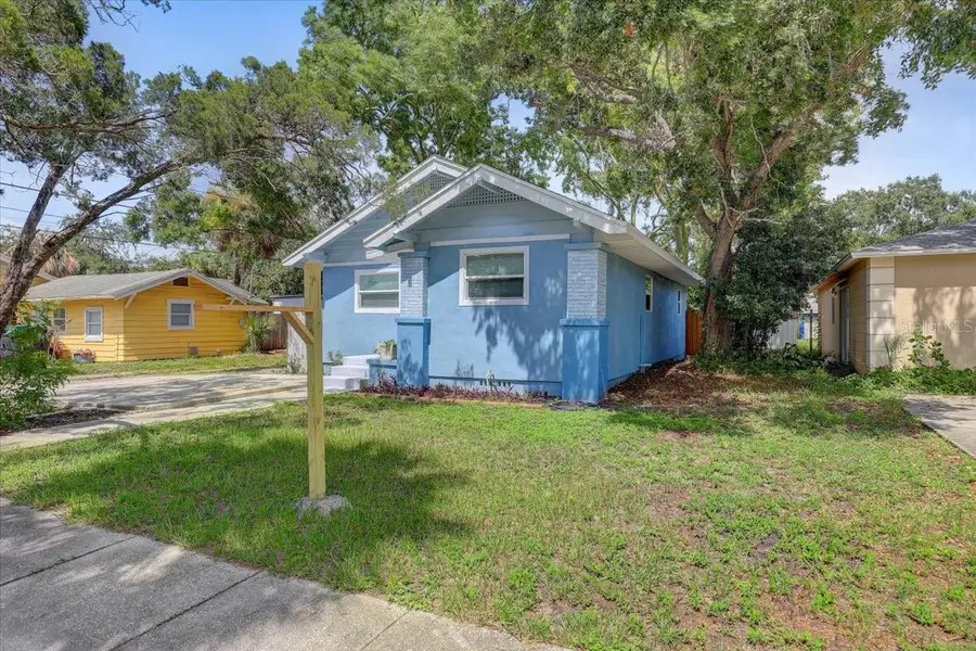 3820 8th Street S, Saint Petersburg, FL 33705 - Image #2