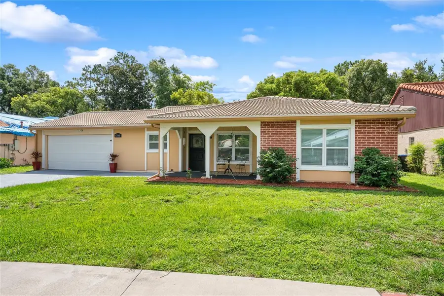 5246 Mayapple Circle, Orlando, FL 32821 - Image #2