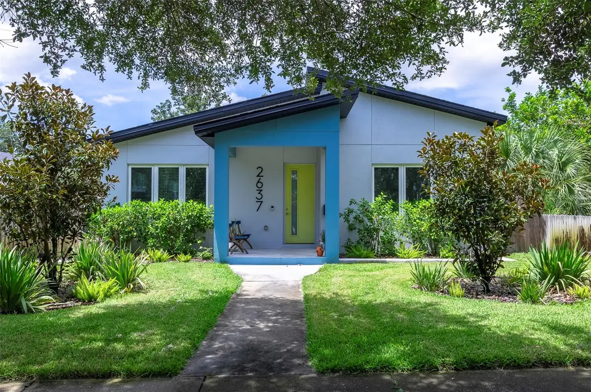 2637 Bayside Drive S, Saint Petersburg, FL 33705 - Image #1