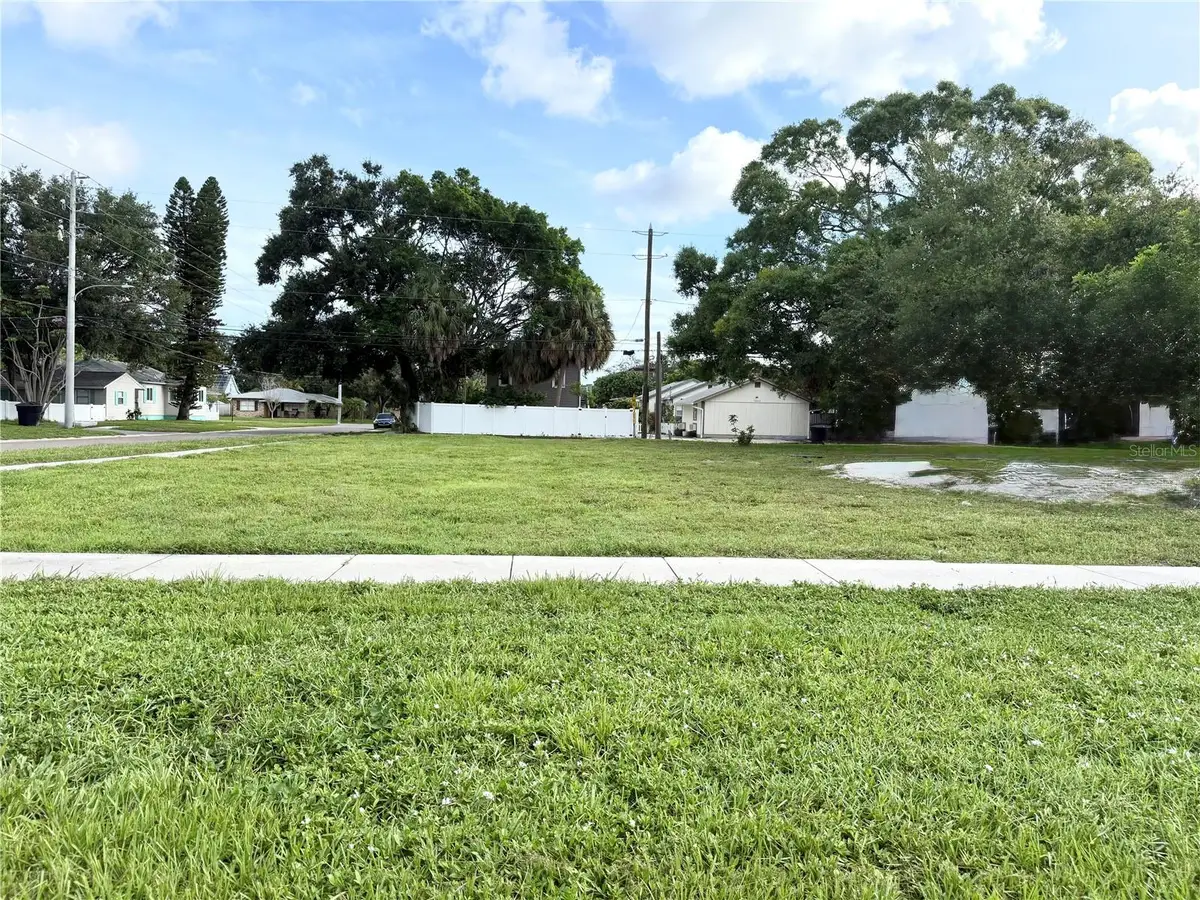 495 34th Avenue N, Saint Petersburg, FL 33704 - Image #1