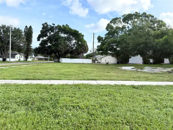 495 34th Avenue N, ST PETERSBURG, FL 33704
