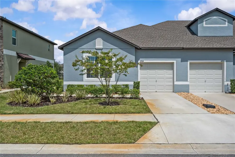 6924 Ripple Pond Loop, Zephyrhills, FL 33541 - Image #2